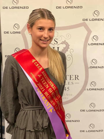 2021 Teen Showgirl Runner up - Sarah Lawrence